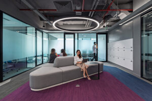 Huynchi - Design Build Company - Build to Empower